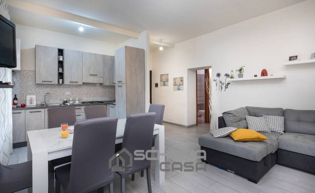 appartamento in vendita a Roma in zona Casal Morena