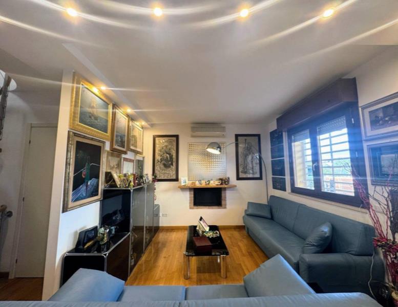 casa indipendente in vendita a Roma in zona Infernetto