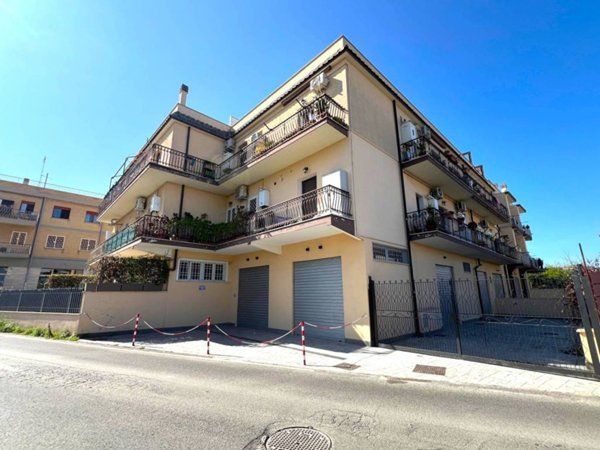 appartamento in vendita a Roma in zona Borghesiana