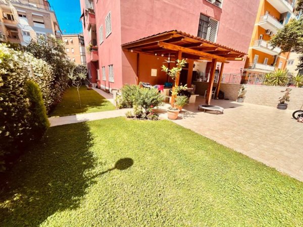 appartamento in vendita a Roma in zona Rione Prati