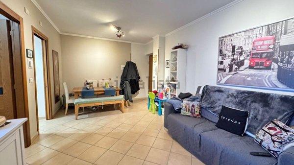 appartamento in vendita a Roma in zona Isola Farnese