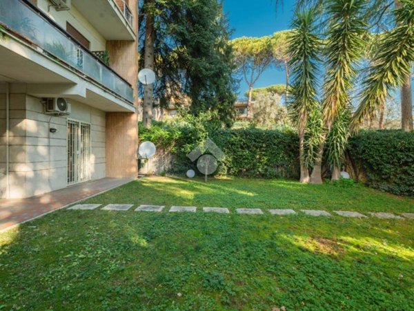 appartamento in vendita a Roma in zona Della Vittoria
