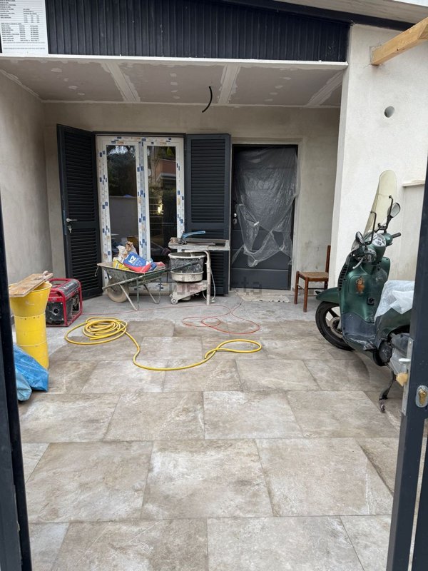 appartamento in vendita a Roma in zona Torre Maura