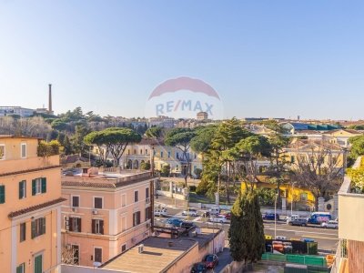 appartamento in vendita a Roma in zona Portuense