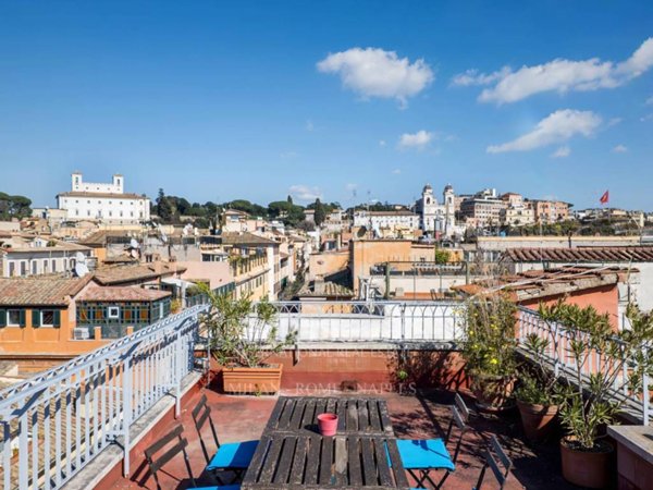 appartamento in vendita a Roma in zona Campo Marzio
