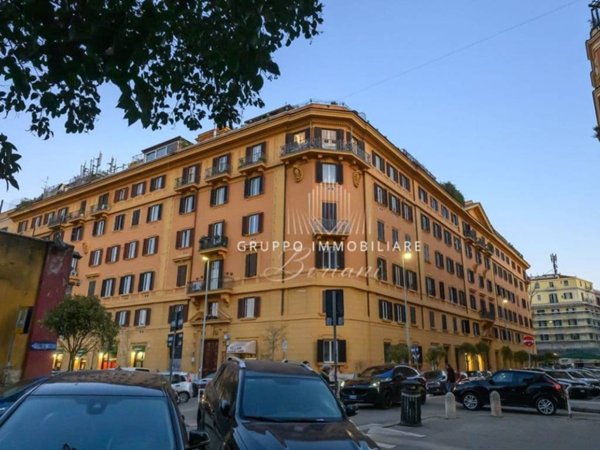 appartamento in vendita a Roma in zona Della Vittoria