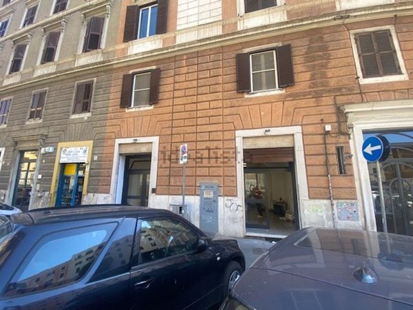 casa indipendente in vendita a Roma in zona Esquilino