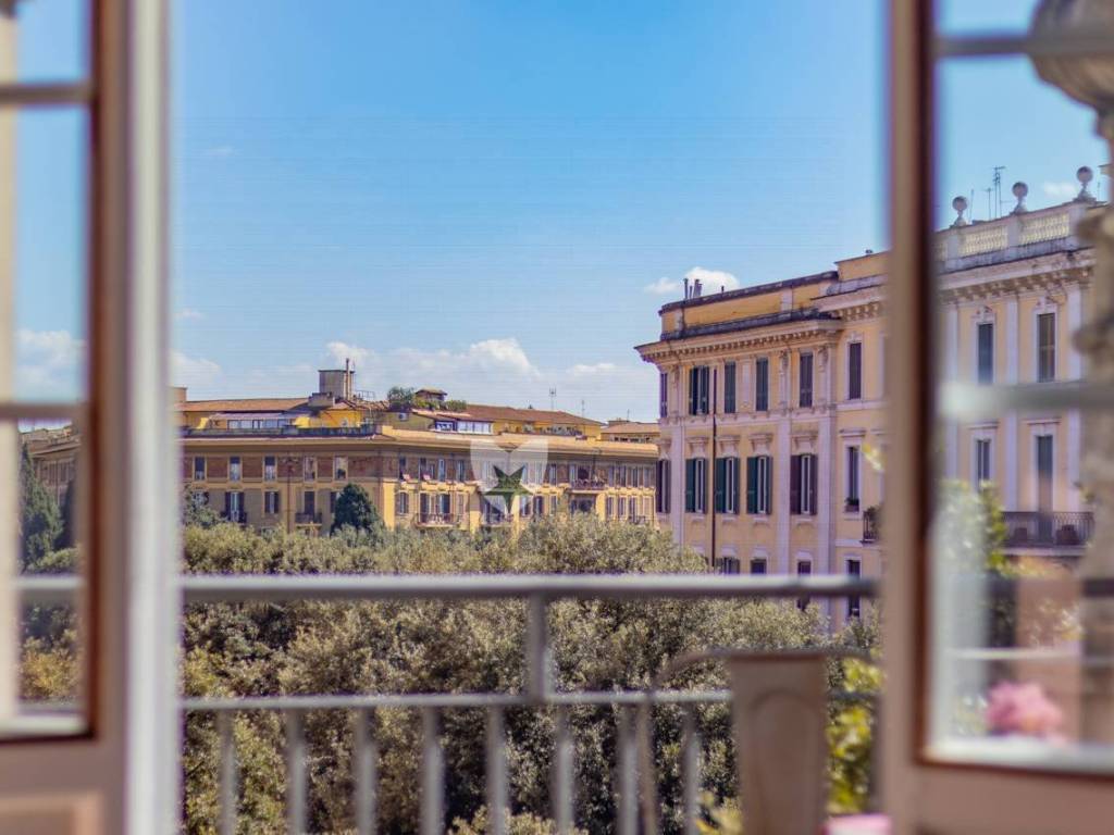 appartamento in vendita a Roma in zona Della Vittoria
