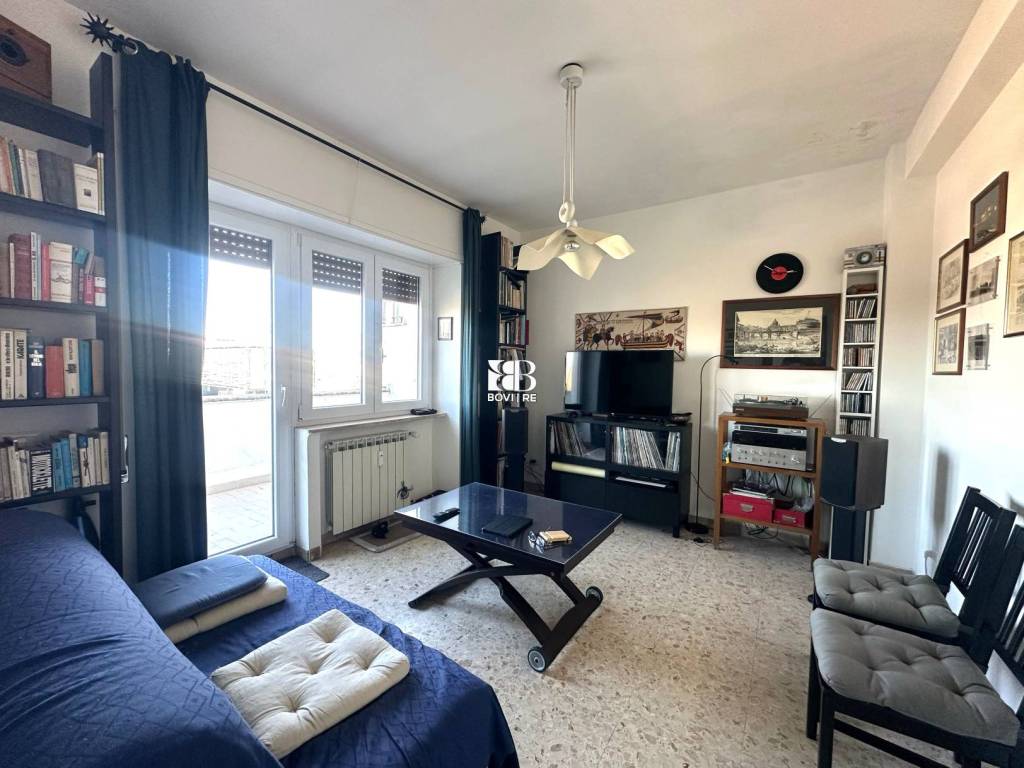 appartamento in vendita a Roma in zona Tuscolano