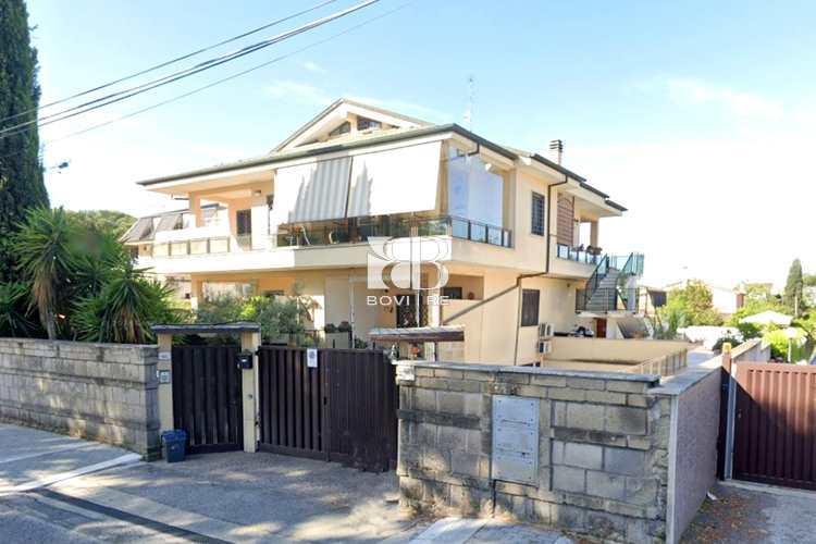 casa indipendente in vendita a Roma in zona Axa