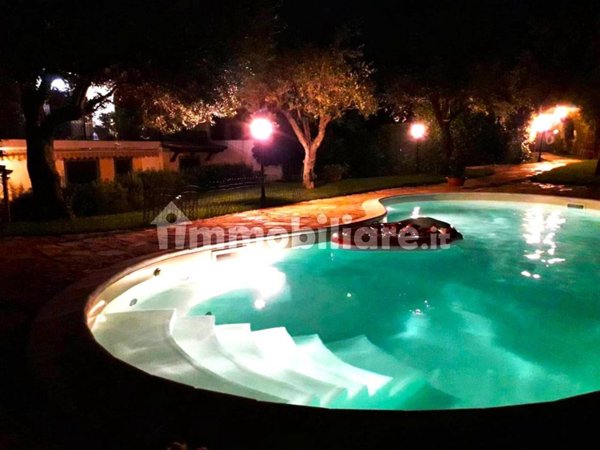 casa indipendente in vendita a Roma in zona EUR