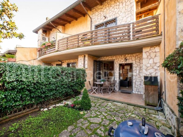 appartamento in vendita a Roma in zona Massimina/Casal Lumbroso