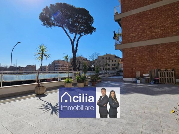 appartamento in vendita a Roma in zona Gianicolense