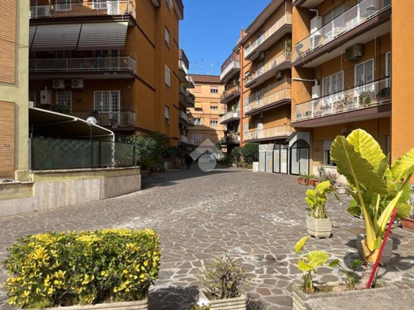appartamento in vendita a Roma in zona Gianicolense