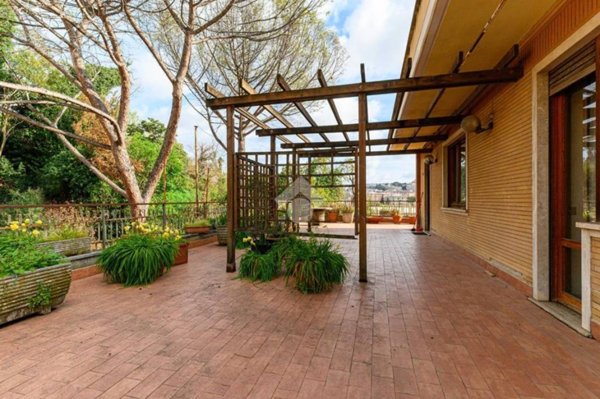 appartamento in vendita a Roma in zona Aurelio