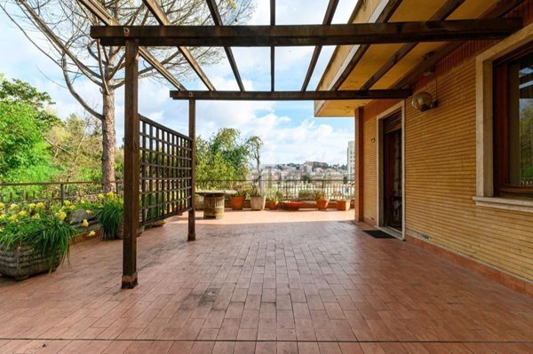 appartamento in vendita a Roma in zona Aurelio