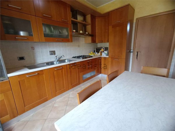 appartamento in vendita a Roma in zona Finocchio