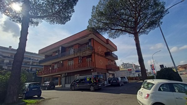 appartamento in vendita a Roma in zona Finocchio