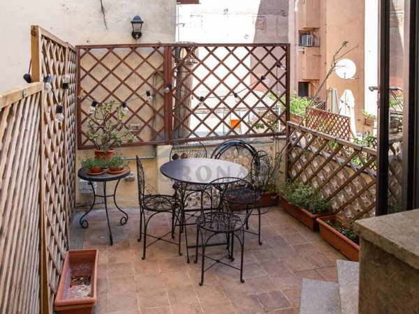 appartamento in vendita a Roma in zona Trastevere