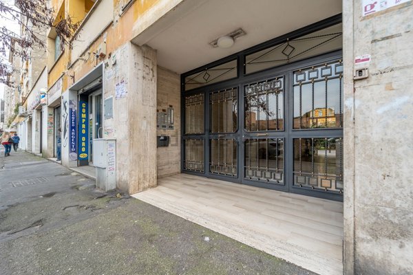 appartamento in vendita a Roma in zona Don Bosco