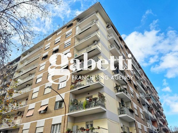 appartamento in vendita a Roma in zona Collatino