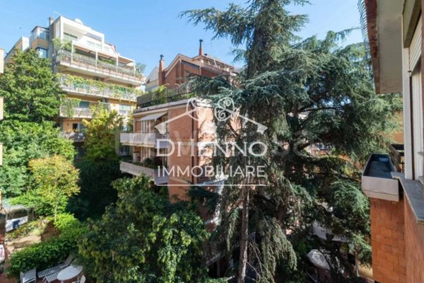 appartamento in vendita a Roma in zona Della Vittoria