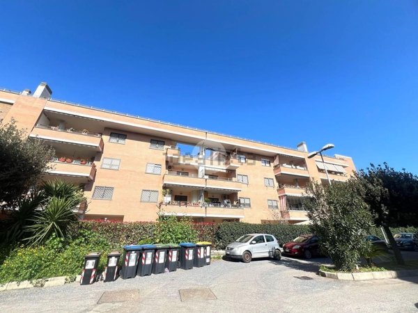appartamento in vendita a Roma in zona Ponte di Nona