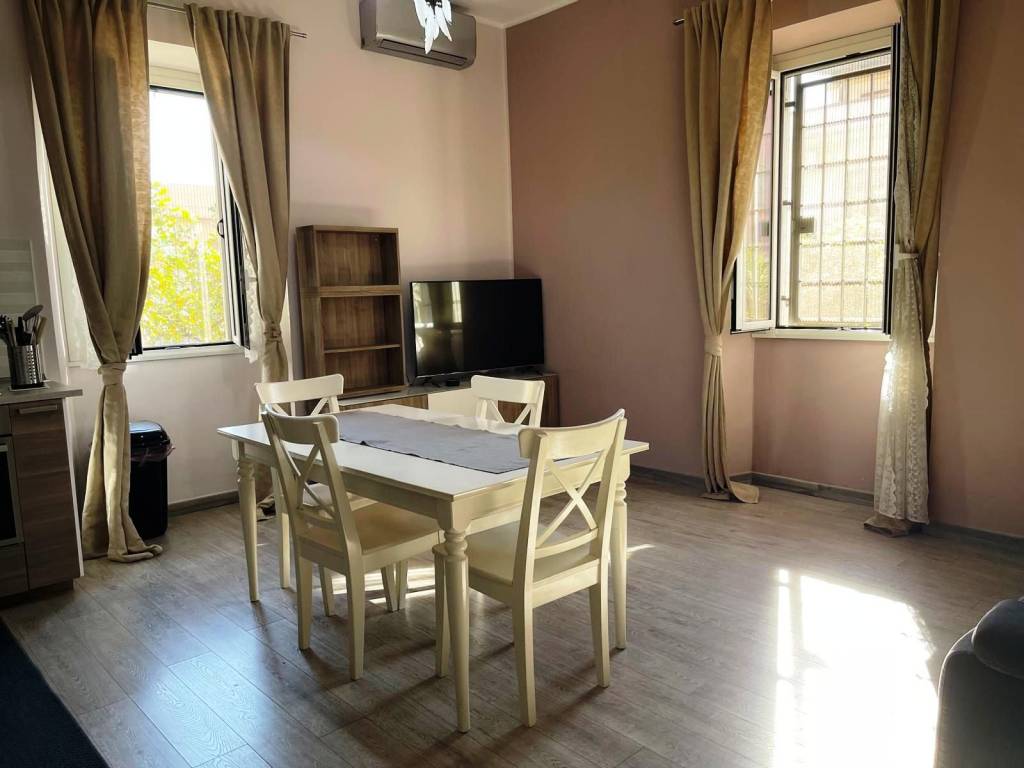 appartamento in vendita a Roma in zona Torre Maura