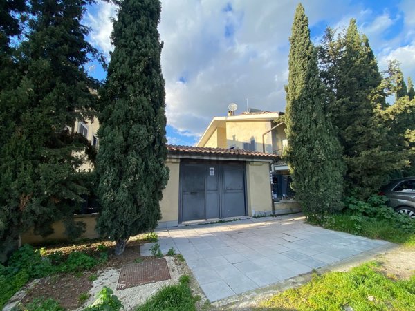 appartamento in vendita a Roma in zona Massimina/Casal Lumbroso