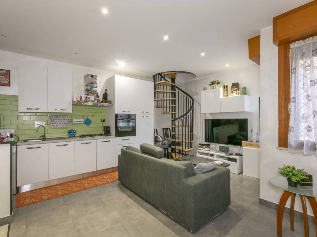 appartamento in vendita a Roma in zona Cinquina