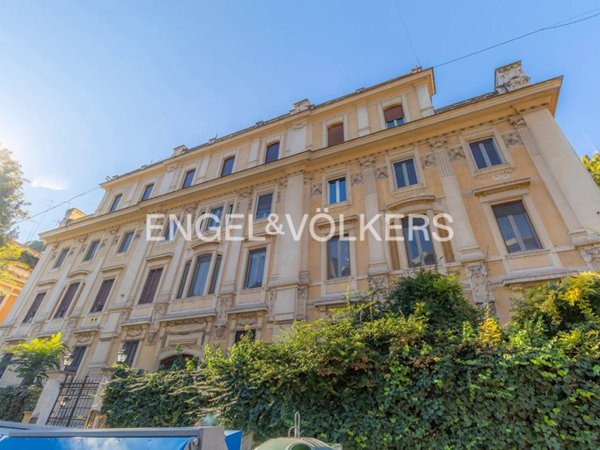appartamento in vendita a Roma in zona Trastevere