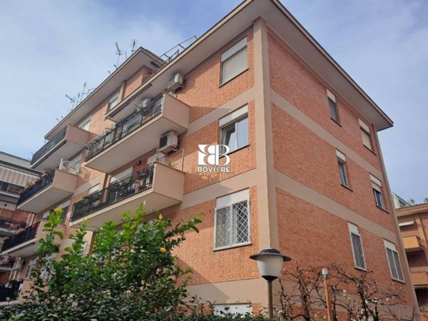 appartamento in vendita a Roma in zona Aurelio