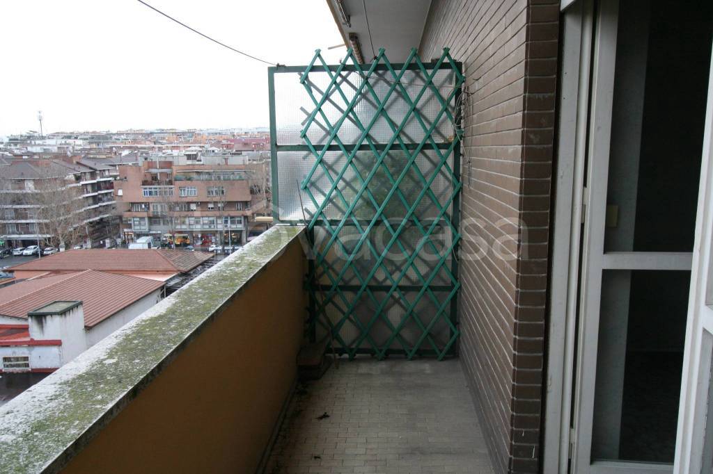 appartamento in vendita a Roma in zona Pietralata