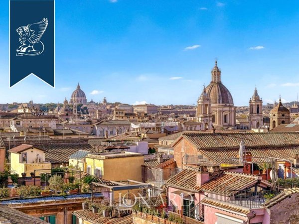 appartamento in vendita a Roma in zona Parione/Sant'Eustachio