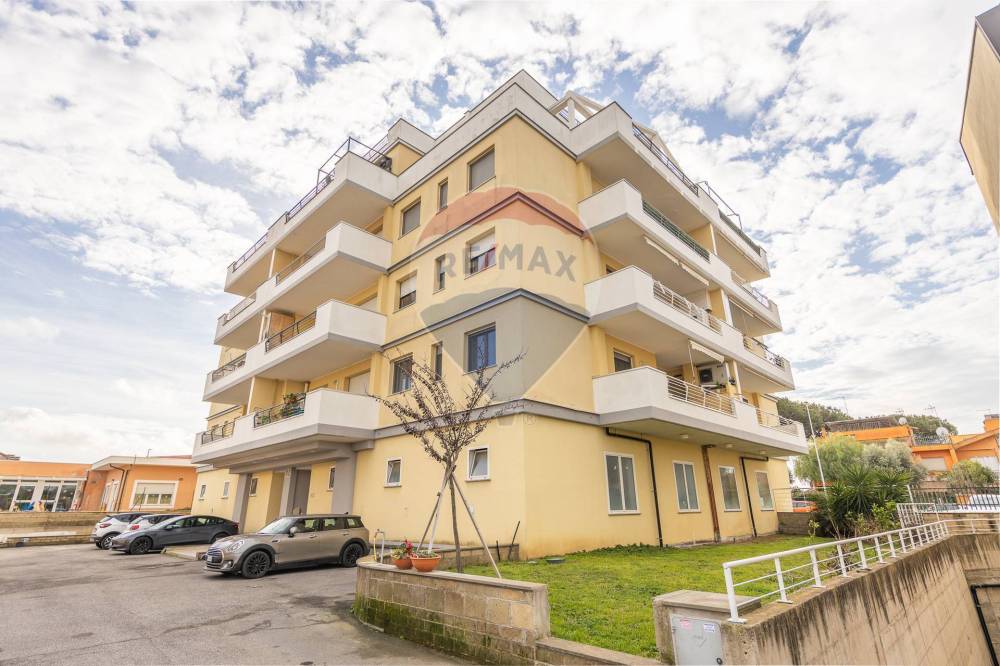 appartamento in vendita a Roma in zona Infernetto