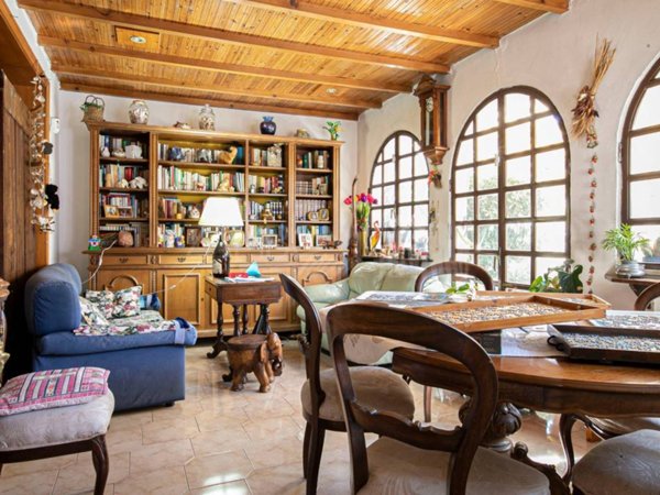 casa indipendente in vendita a Roma