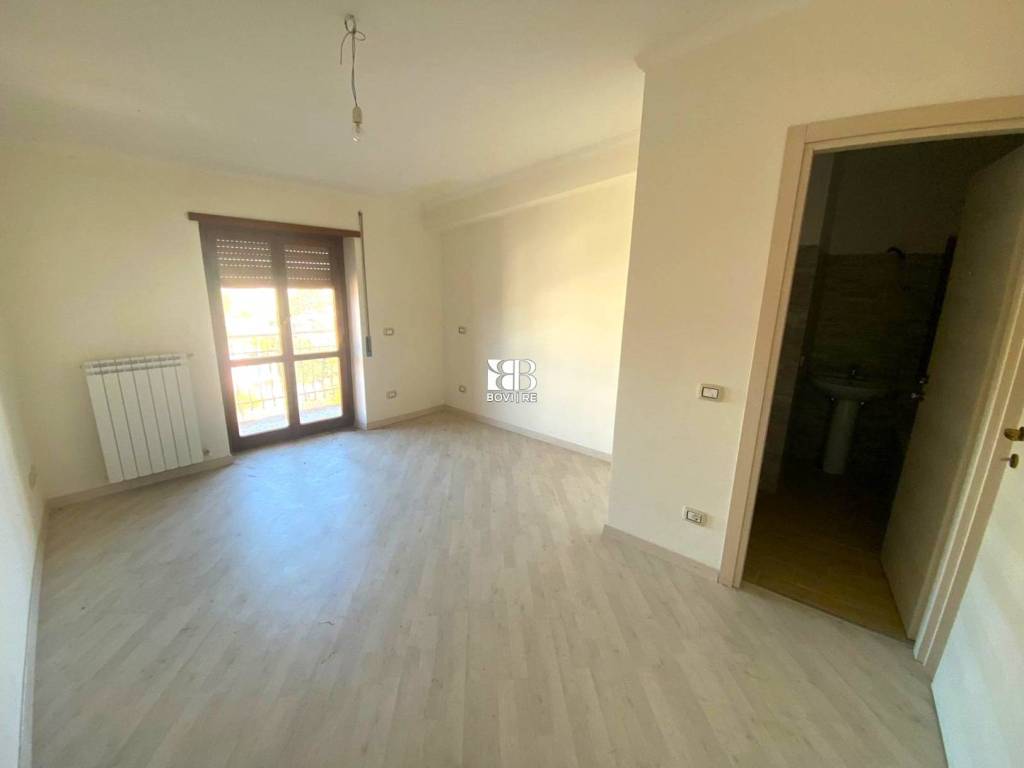appartamento in vendita a Roma in zona Tor di Quinto