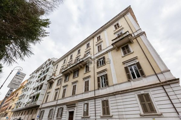 appartamento in vendita a Roma in zona Esquilino