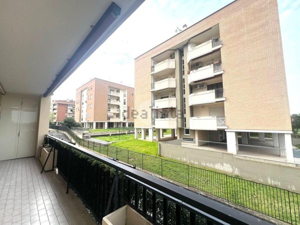 appartamento in vendita a Roma in zona Ponte di Nona