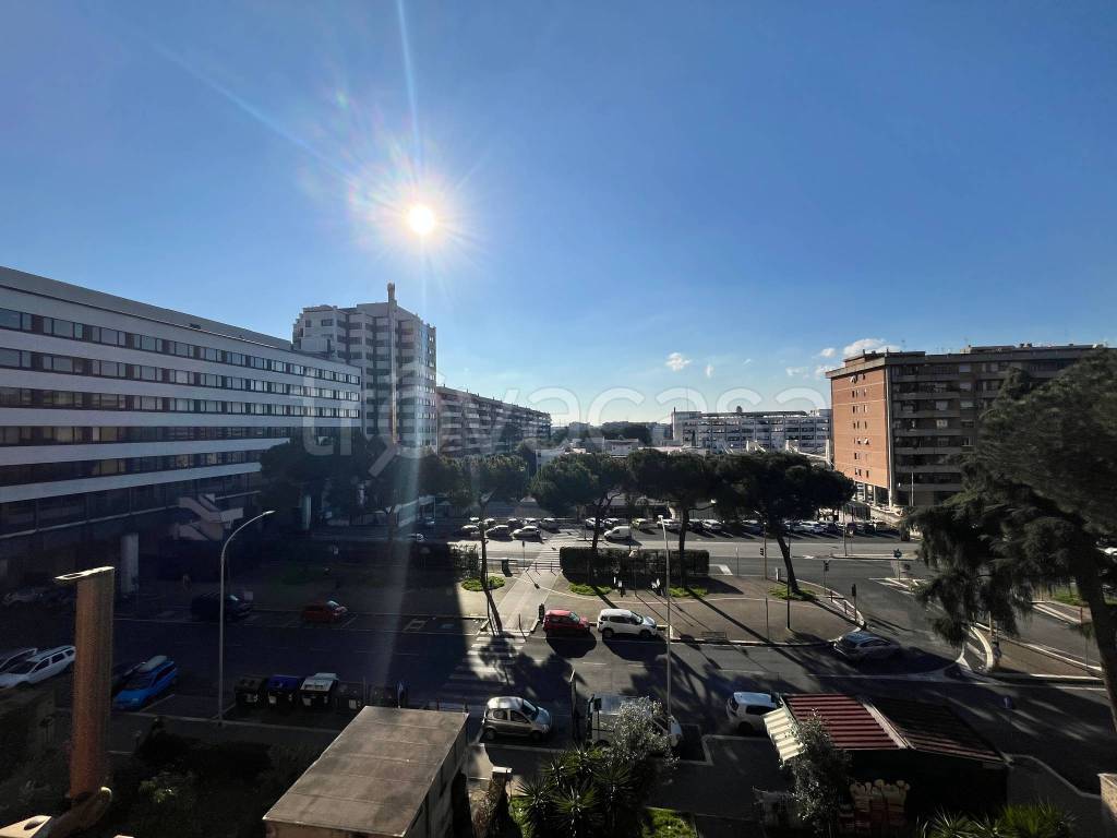 appartamento in vendita a Roma in zona Cinecittà