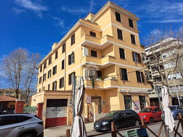 appartamento in vendita a Roma in zona Ostia