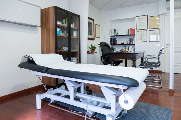 negozio in vendita a Roma in zona Rione Prati