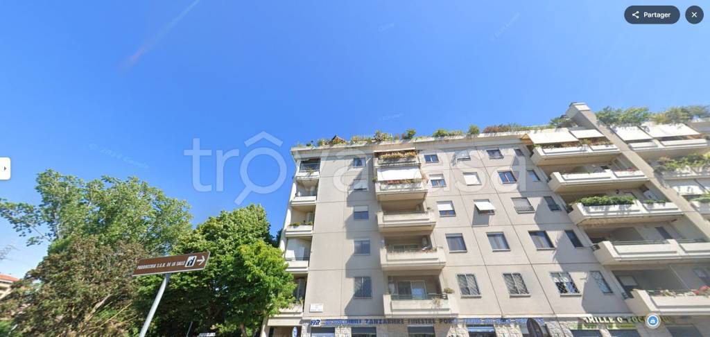 appartamento in vendita a Roma in zona Torrino