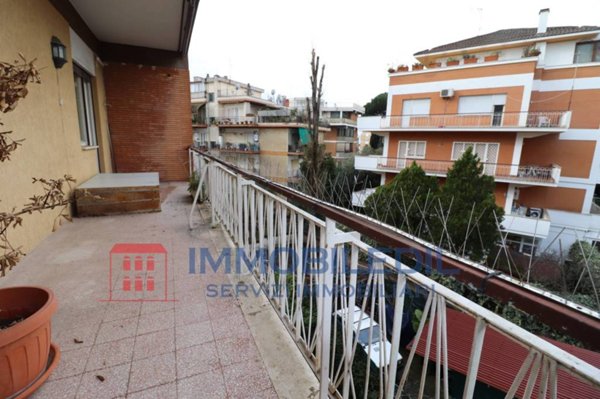 appartamento in vendita a Roma in zona Aurelio