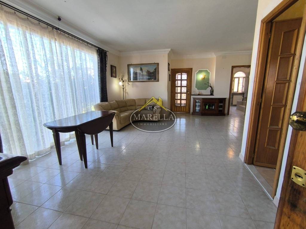 casa indipendente in vendita a Roma in zona Selva Candida
