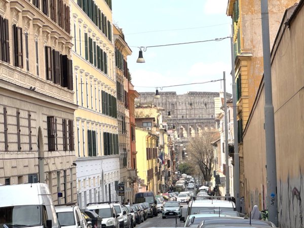 appartamento in vendita a Roma in zona Celio