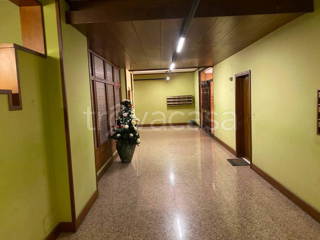 appartamento in vendita a Roma in zona Ostia