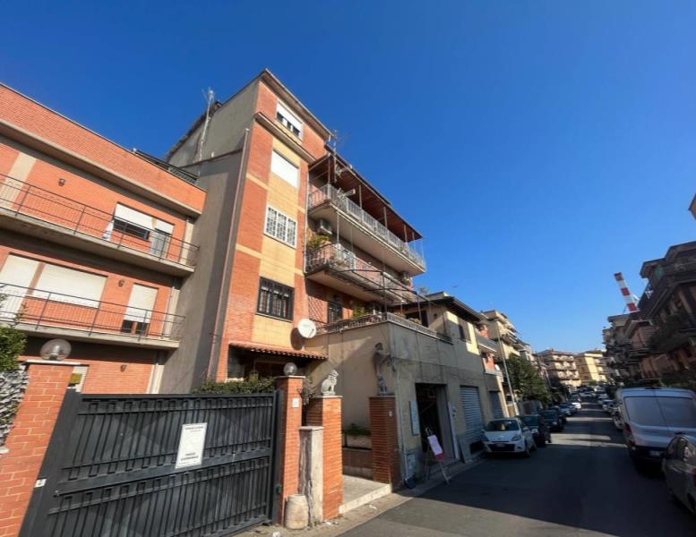 appartamento in vendita a Roma in zona Fidene