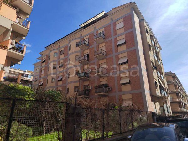 appartamento in vendita a Roma in zona Prenestino-Labicano