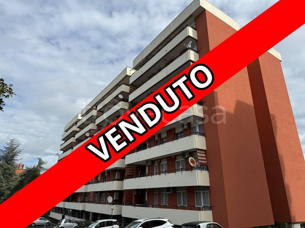 appartamento in vendita a Roma in zona Labaro